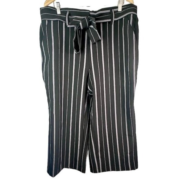 APT.9 Womens XL Black & White Striped Culottes Wide Leg Paper Bag Pants NWOT - Picture 1 of 8